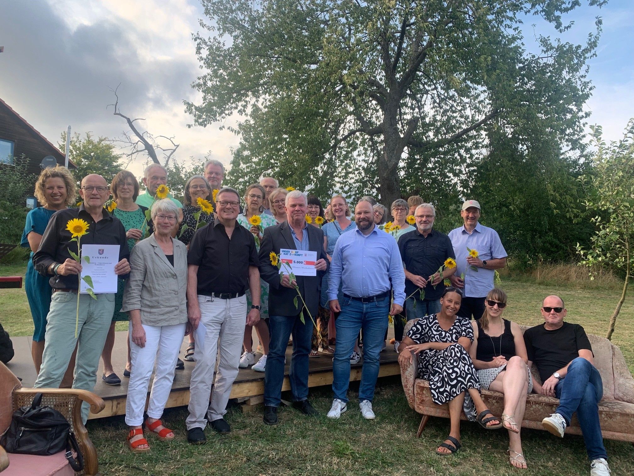 Ende August fand die Preisverleihung des Regionalentscheids „Unser Dorf hat Zukunft“ in der Gemeinde Hüttenberg statt. Foto: Gemeinde Hüttenberg